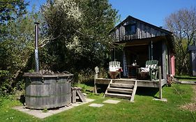Sky View Shepherd'S Huts With Woodburning Hot Tub